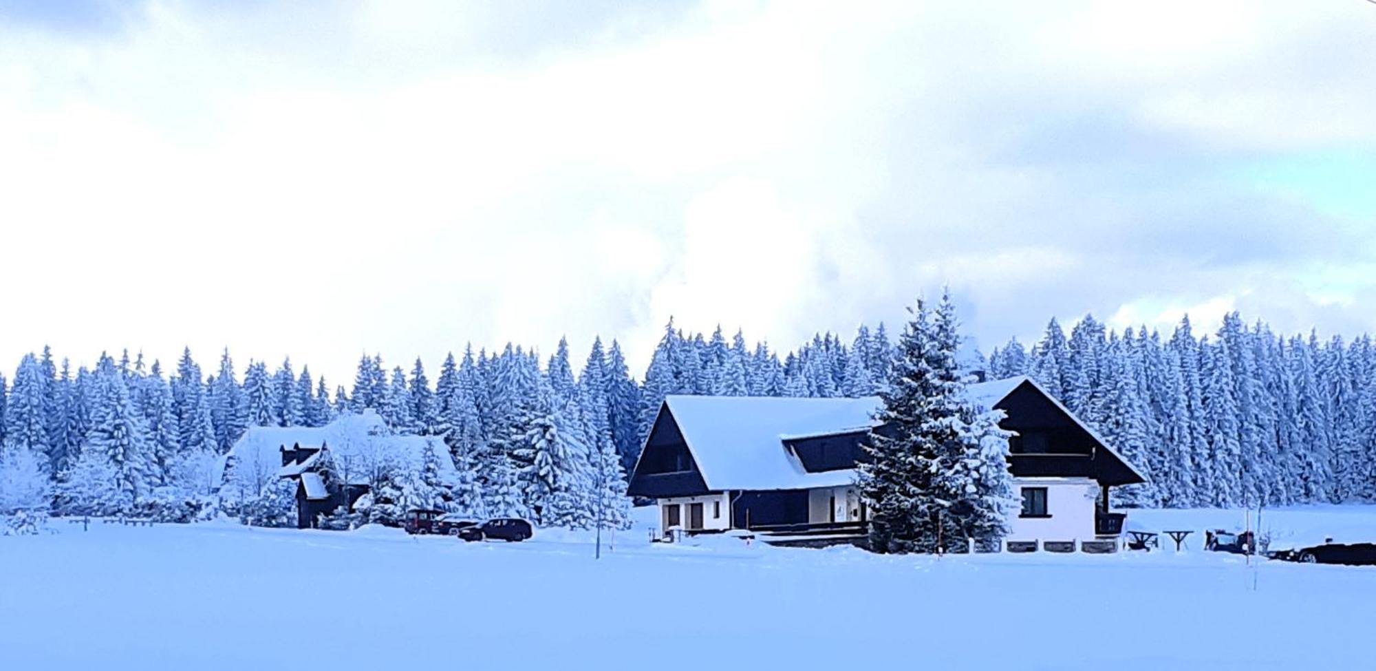 Horska Kvilda - Ubytovani U Chvalu Exterior photo